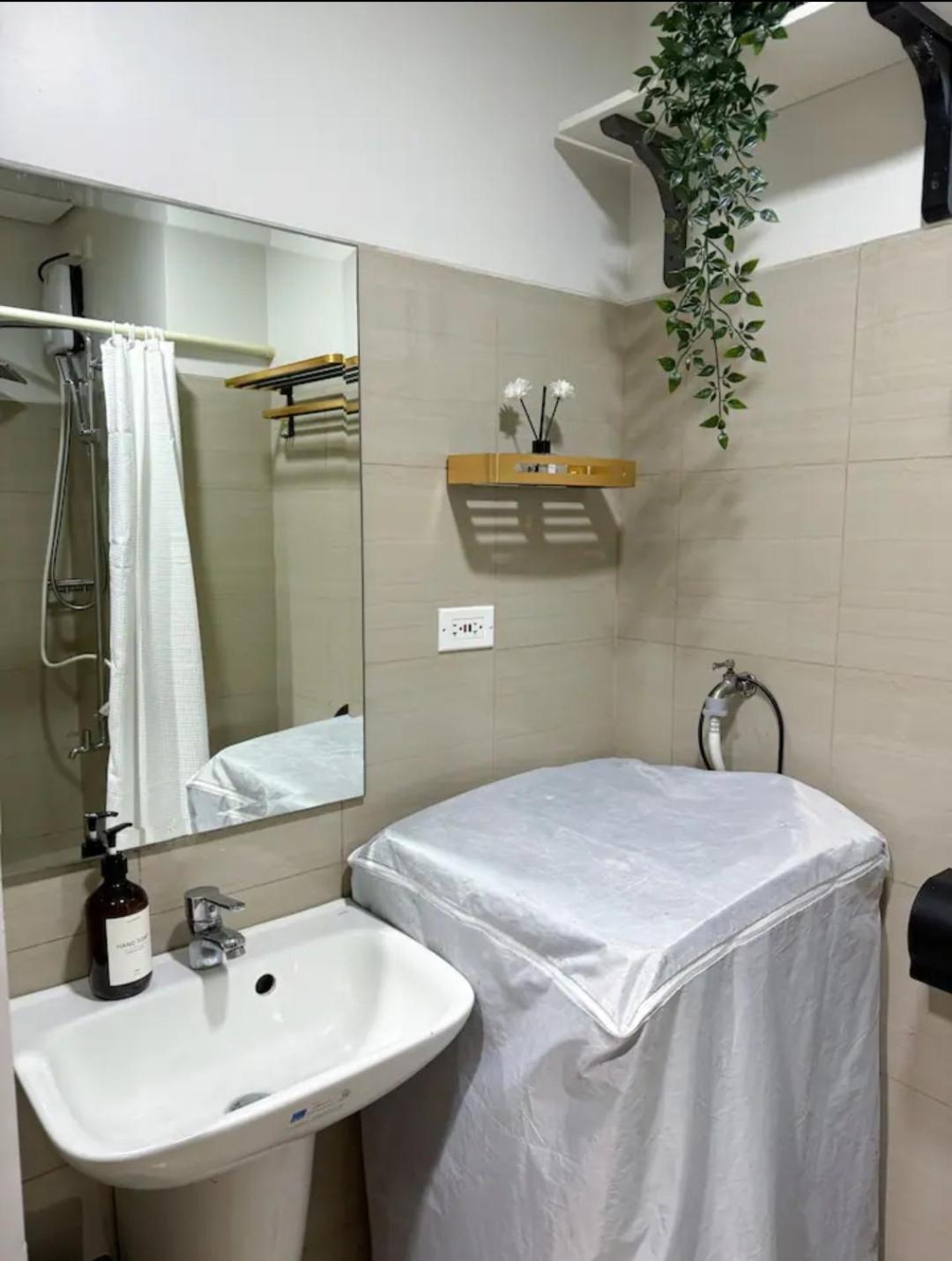 باساي Shore Residences Mall Of Asia Pool View 200Mbps Free Wi-Fi الغرفة الصورة